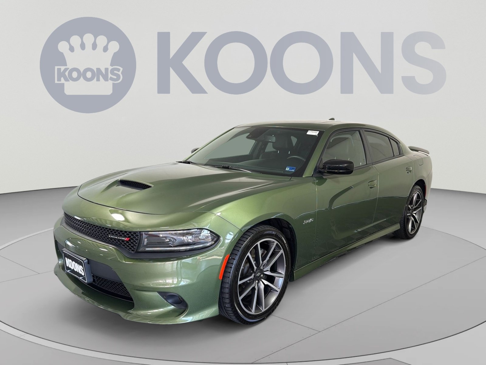 Used 2023 Dodge Charger R/T w/ Plus Group RWD image 1