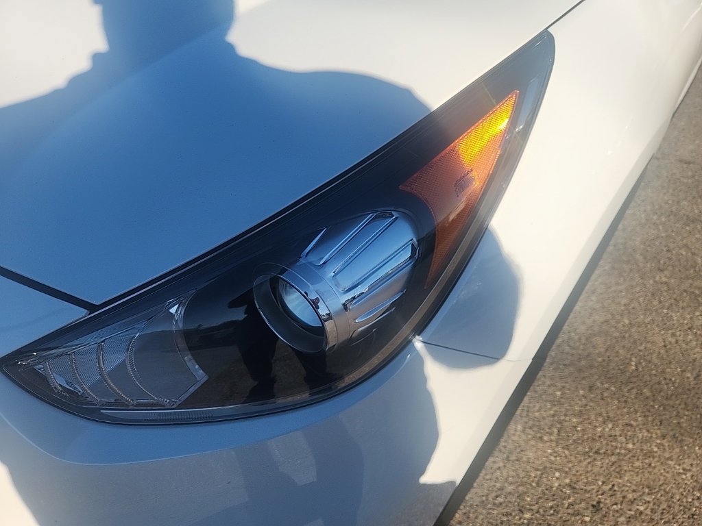 Used 2019 Kia Niro EX Premium FWD image 5