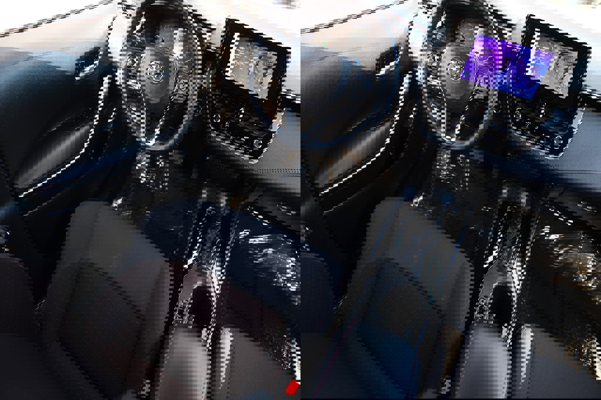 Used 2023 Toyota Corolla SE image 24