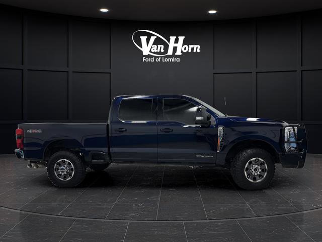 Used 2024 Ford F350 Lariat image 2
