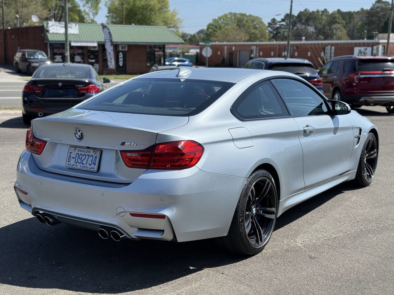 Used 2016 BMW M4 Coupe image 7