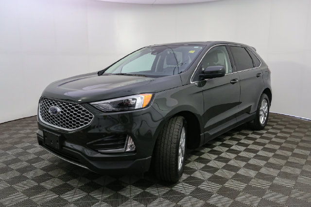 Used 2024 Ford Edge SEL w/ Convenience Package AWD/4WD image 5