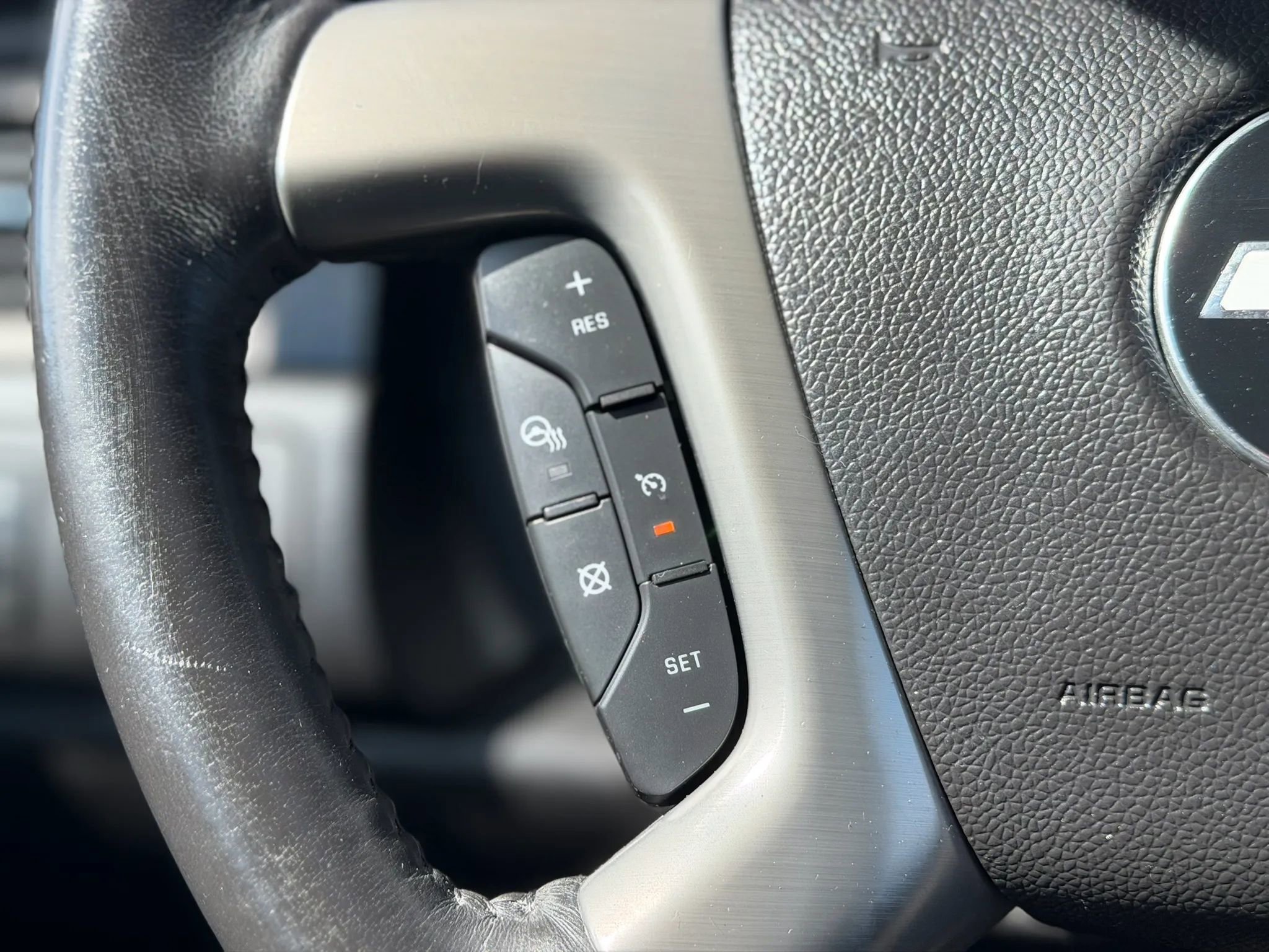 Used 2013 Chevrolet Tahoe LTZ image 39