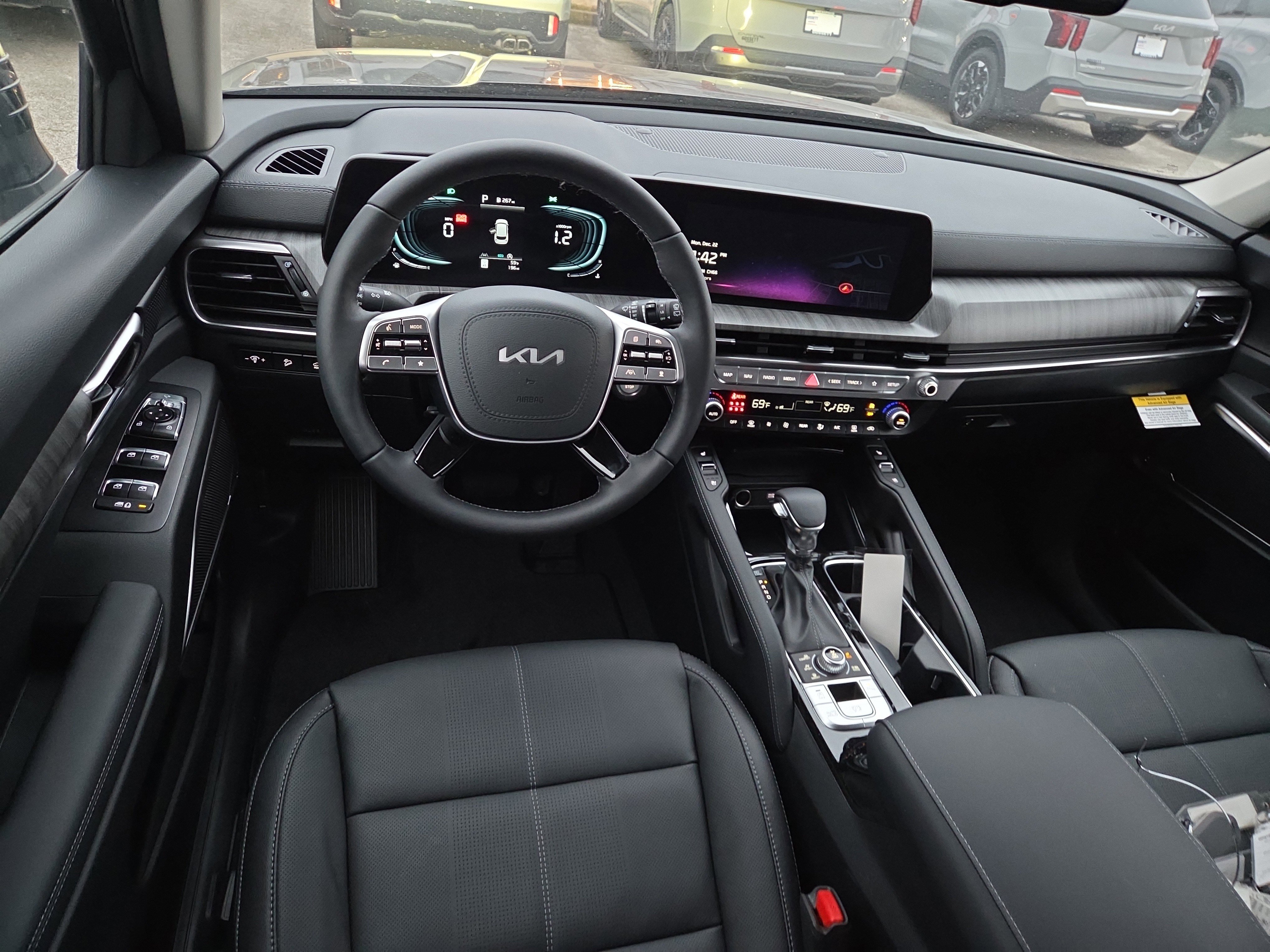 New 2025 Kia Telluride EX image 7