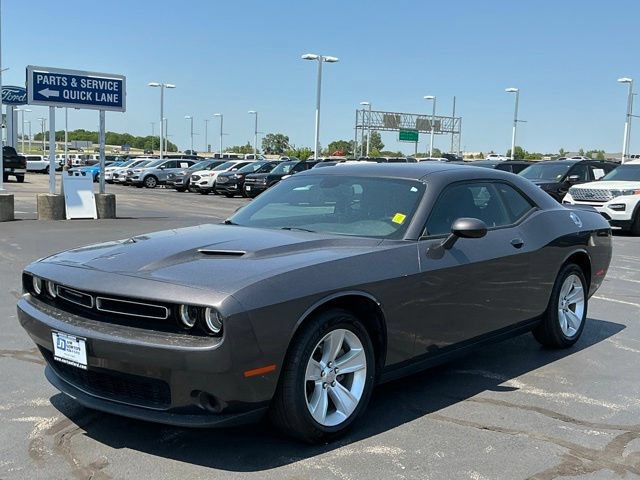 Used 2023 Dodge Challenger SXT RWD image 10
