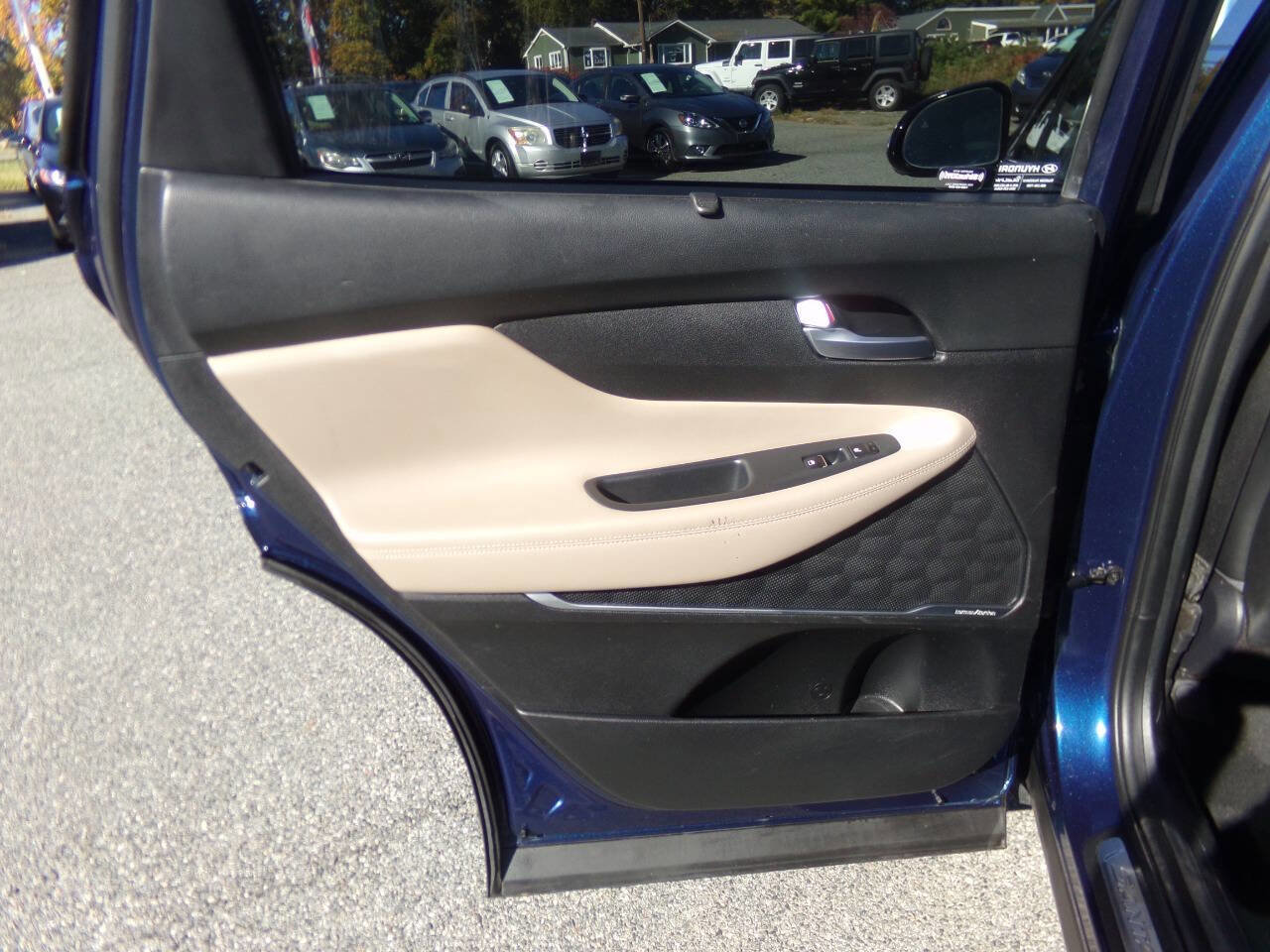 Used 2021 Hyundai Santa Fe Limited image 42