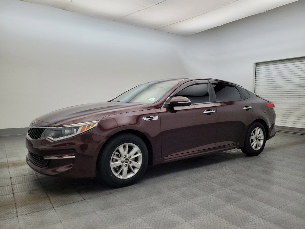 Used 2017 Kia Optima LX image 2