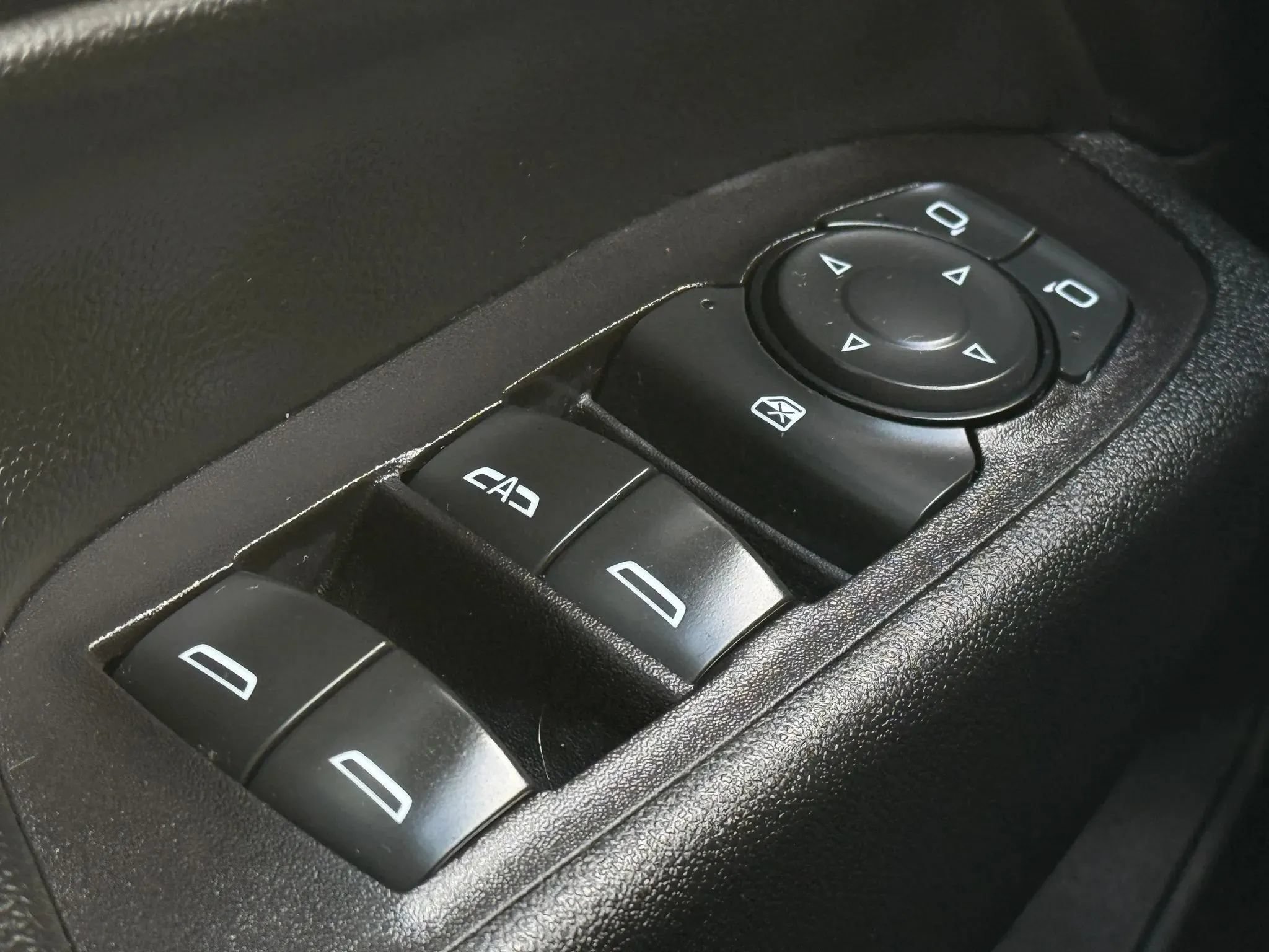 Used 2020 Chevrolet Equinox LT AWD/4WD image 23