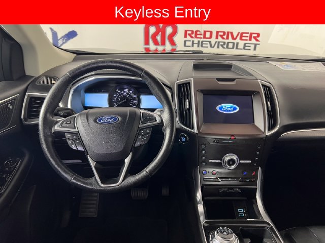 Used 2020 Ford Edge Titanium w/ Equipment Group 301A FWD image 14