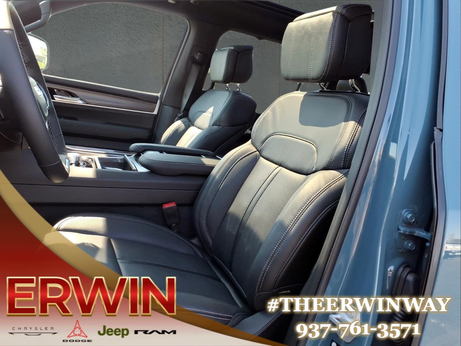 New 2026 Jeep Grand Wagoneer L Summit AWD/4WD image 9
