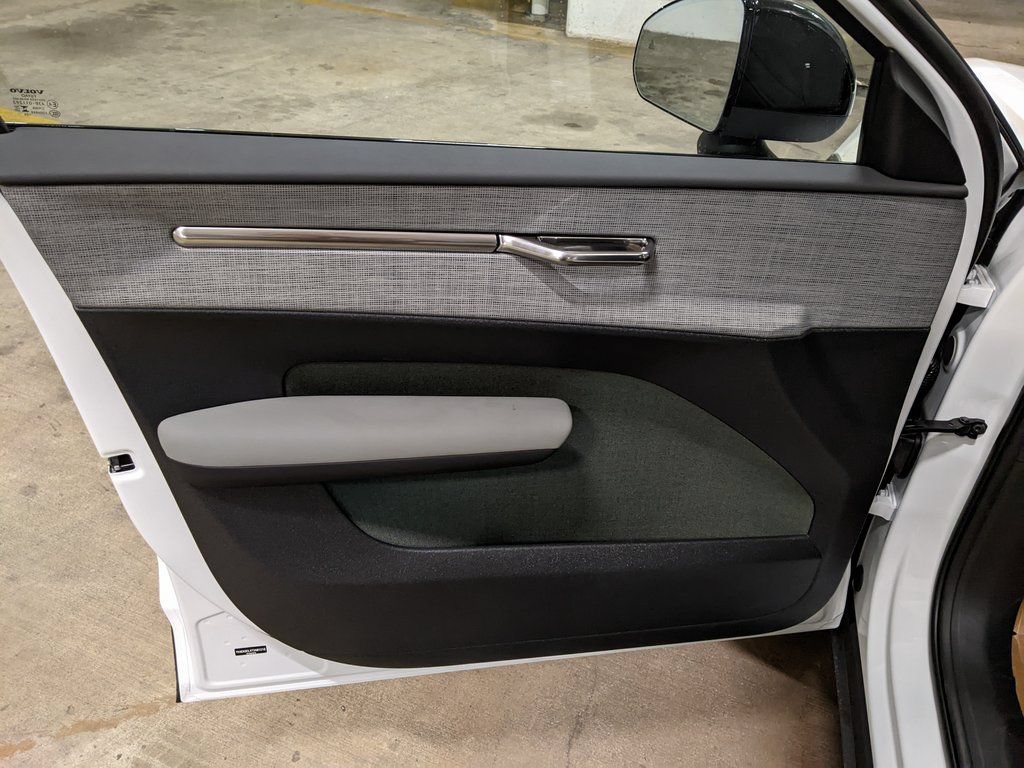 New 2026 Volvo EX30 Cross Country Ultra w/ Protection Package Premier AWD/4WD image 9