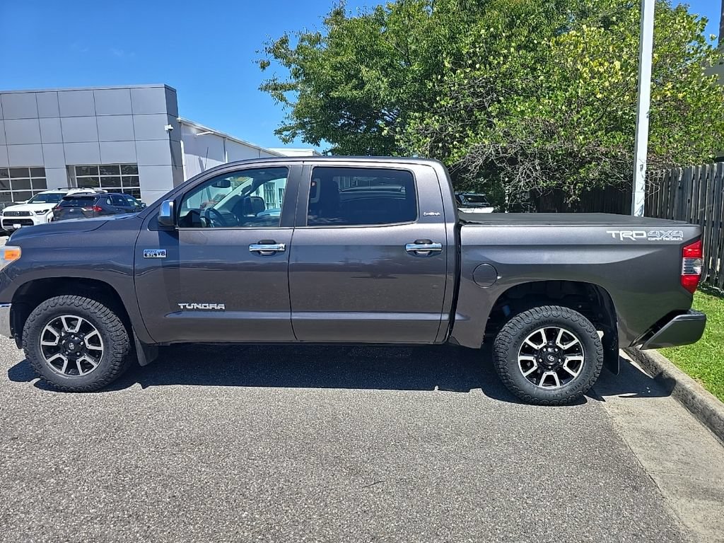 Used 2016 Toyota Tundra Limited w/ Limited Premium Package AWD/4WD image 9