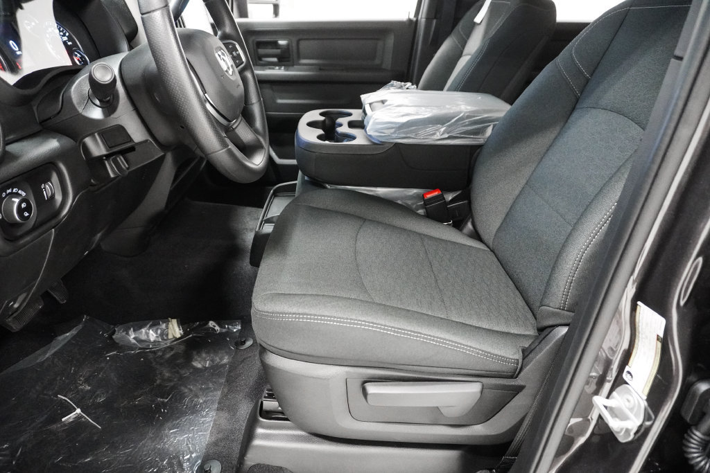 New 2026 RAM 3500 Tradesman AWD/4WD image 10
