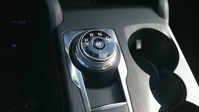 Used 2020 Ford Escape Titanium image 19