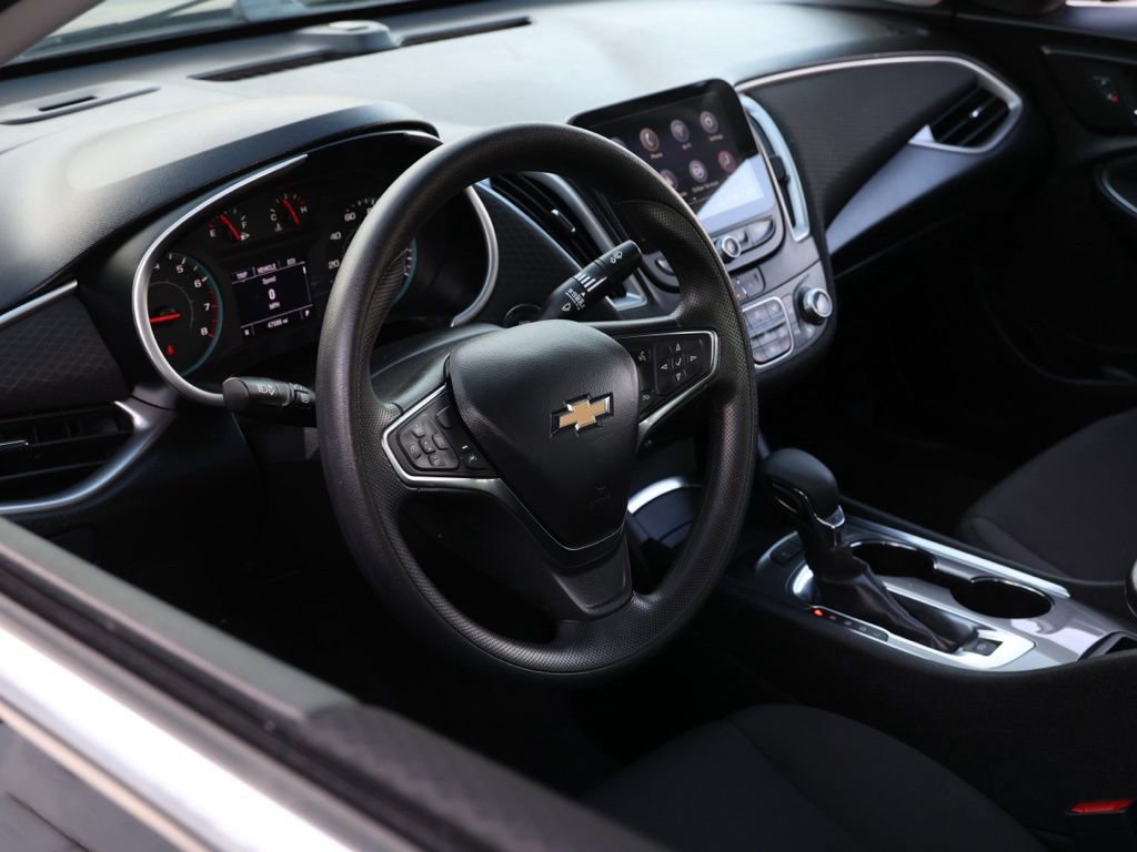 Used 2024 Chevrolet Malibu LT image 14