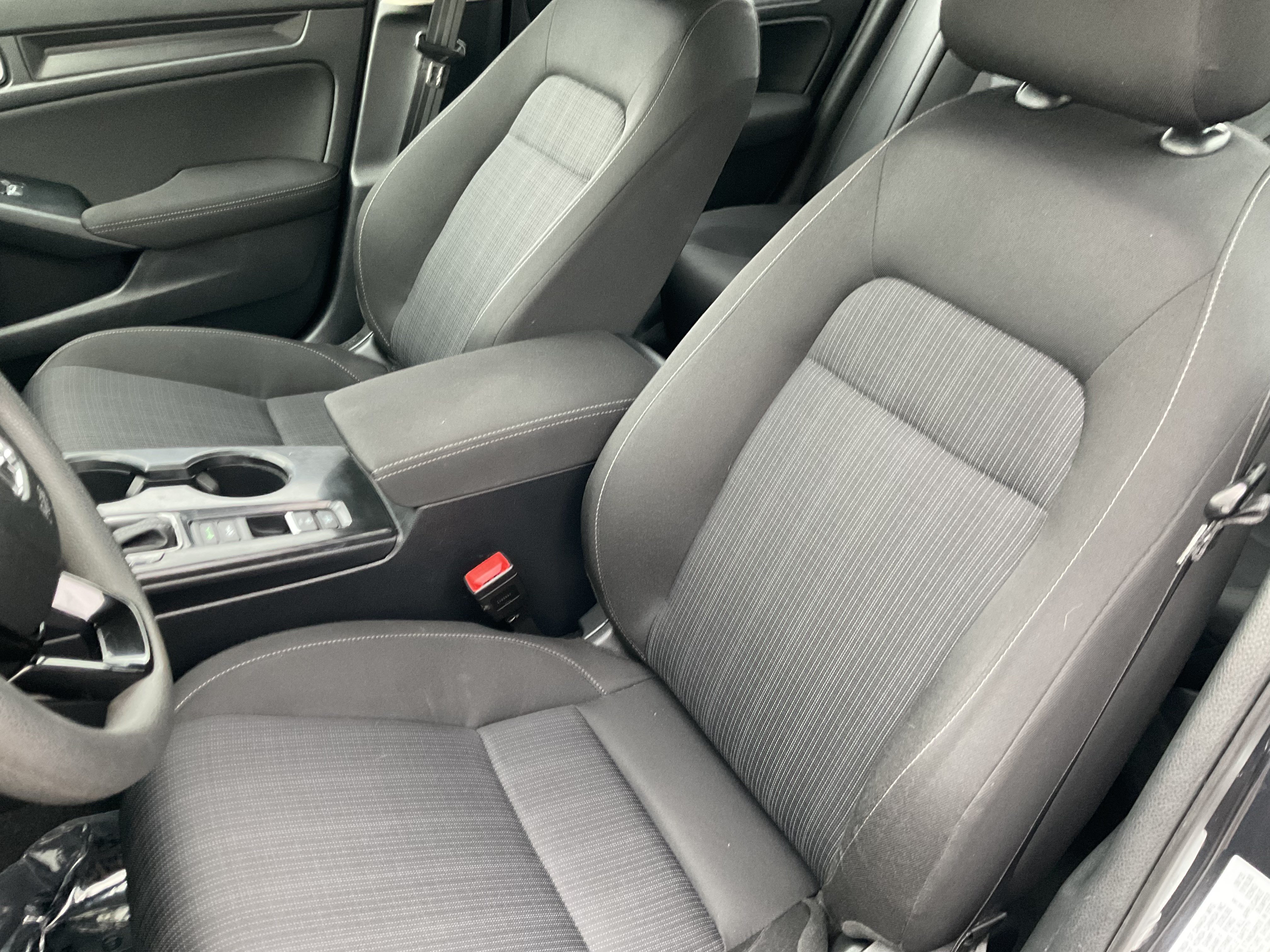 Used 2025 Honda Civic LX image 29