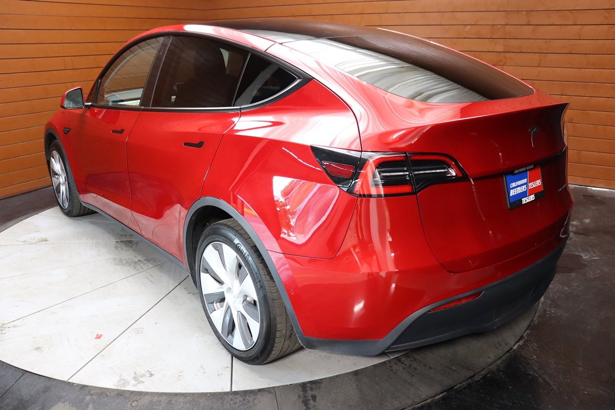 Used 2023 Tesla Model Y Long Range image 13