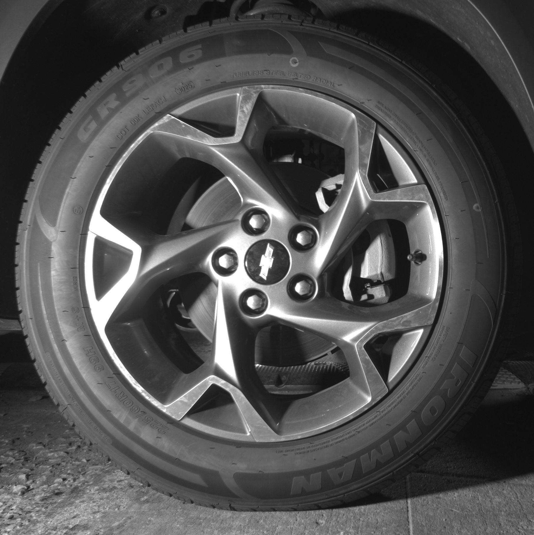 Used 2025 Chevrolet Trax LT FWD image 13