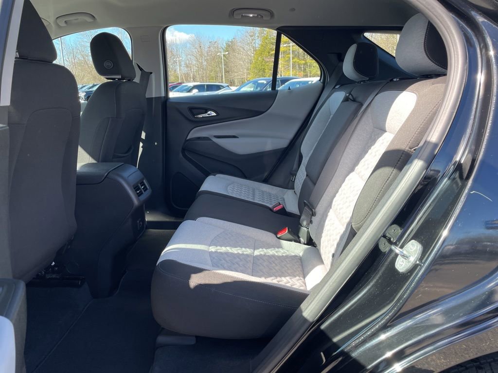 Used 2023 Chevrolet Equinox LS image 28
