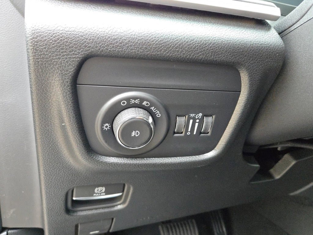 New 2025 Jeep Grand Cherokee Limited w/ MOPAR Finishing Package image 27