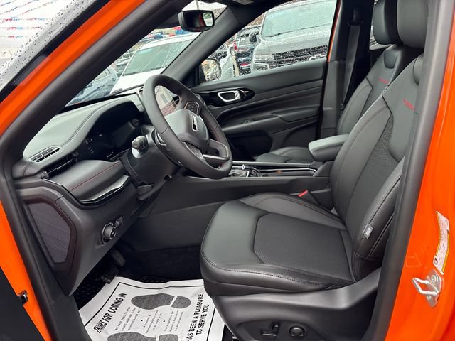 New 2026 Jeep Compass Trailhawk AWD/4WD image 8