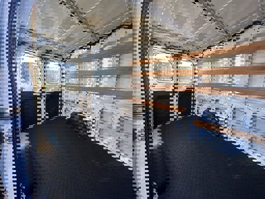 Used 2024 Ford Transit 250 Low Roof w/ Exterior Upgrade Package image 13