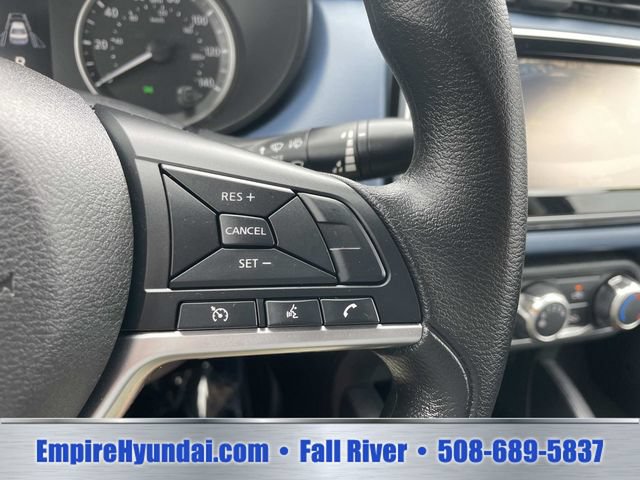 Used 2025 Nissan Versa SV w/ Trunk Package FWD image 27