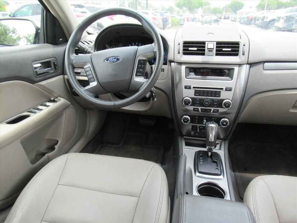 Used 2010 Ford Fusion SEL FWD image 13