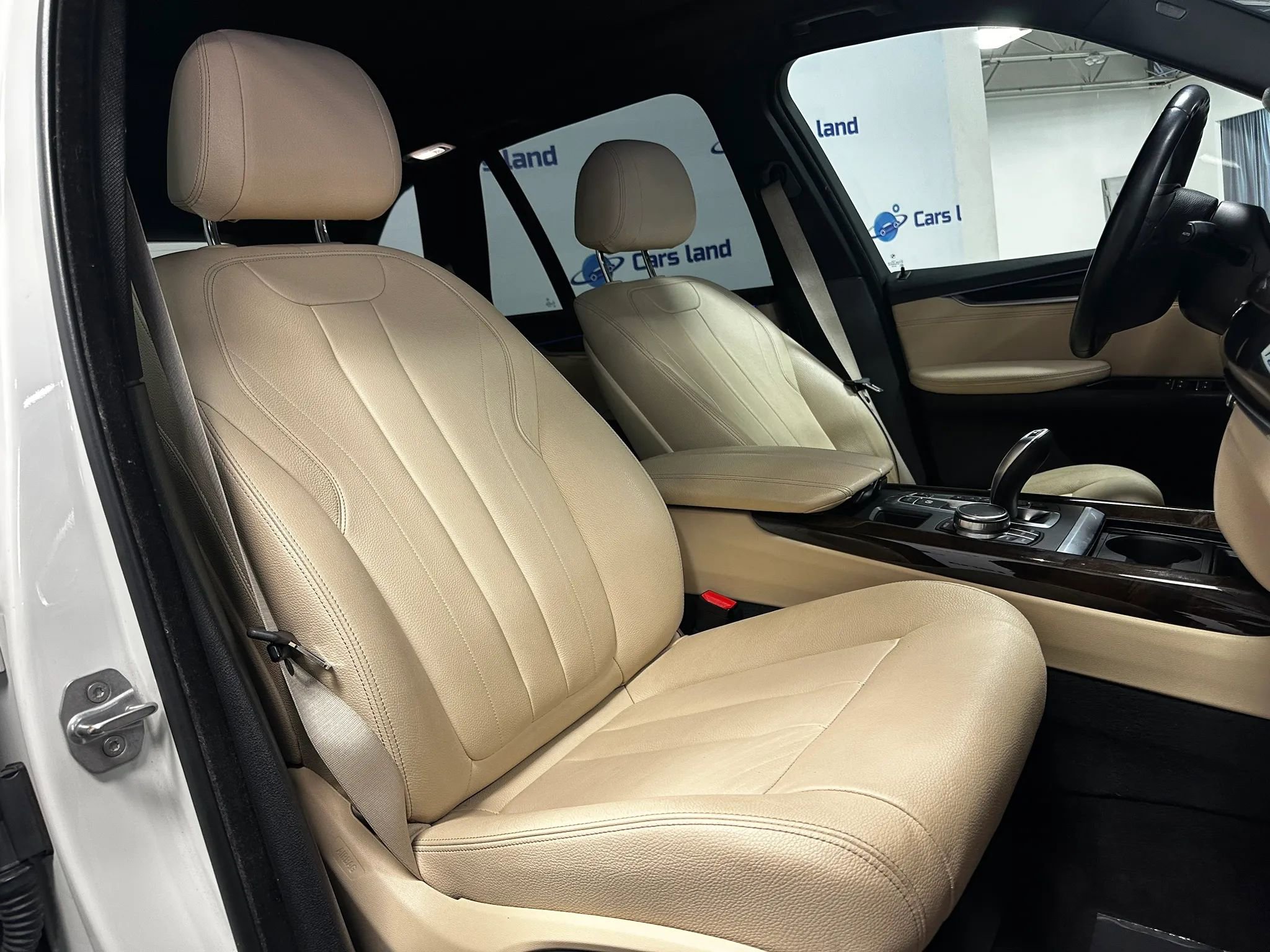 Used 2017 BMW X5 xDrive40e image 25