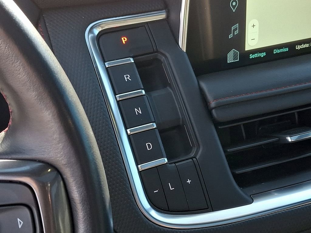 Used 2022 Chevrolet Tahoe RST w/ Sport Performance Package image 15