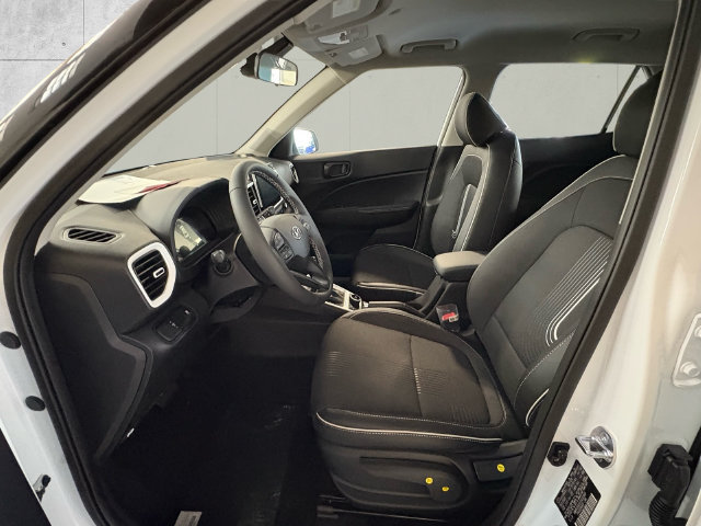 New 2026 Hyundai Venue SEL FWD image 5
