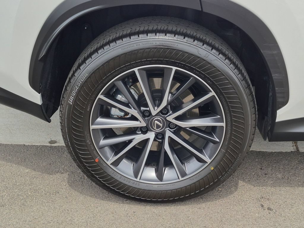 Used 2025 Lexus NX 350h AWD w/ Accessory Package (2T) image 29
