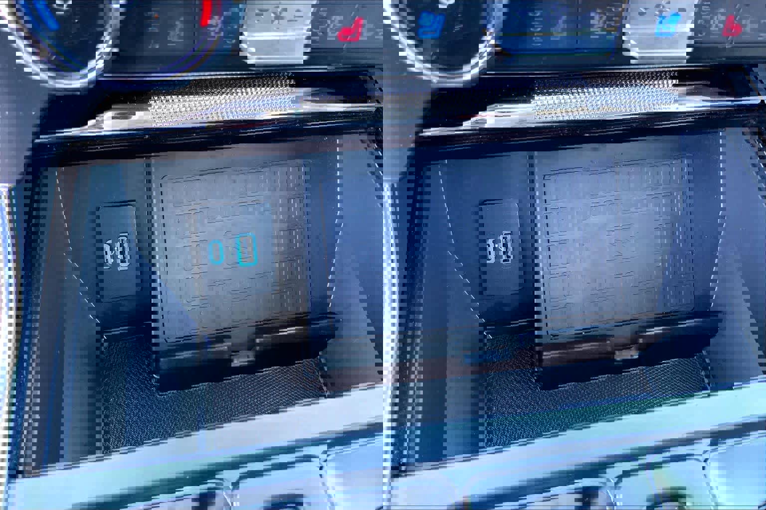 Certified 2022 Ford F150 Lariat image 32