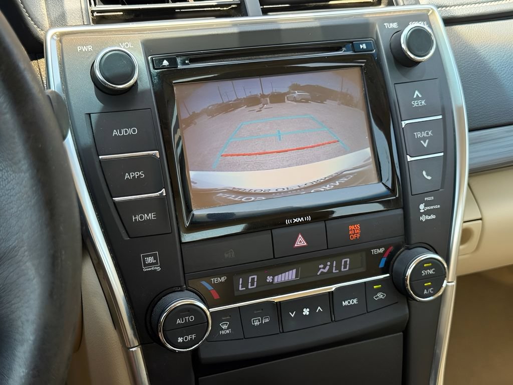 Used 2017 Toyota Camry XLE w/ Moonroof Package FWD image 14