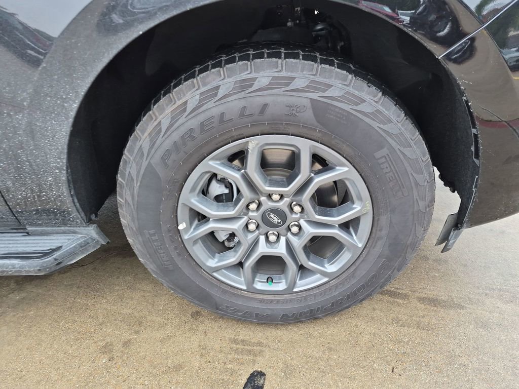 Used 2025 Ford Expedition Active AWD/4WD image 10