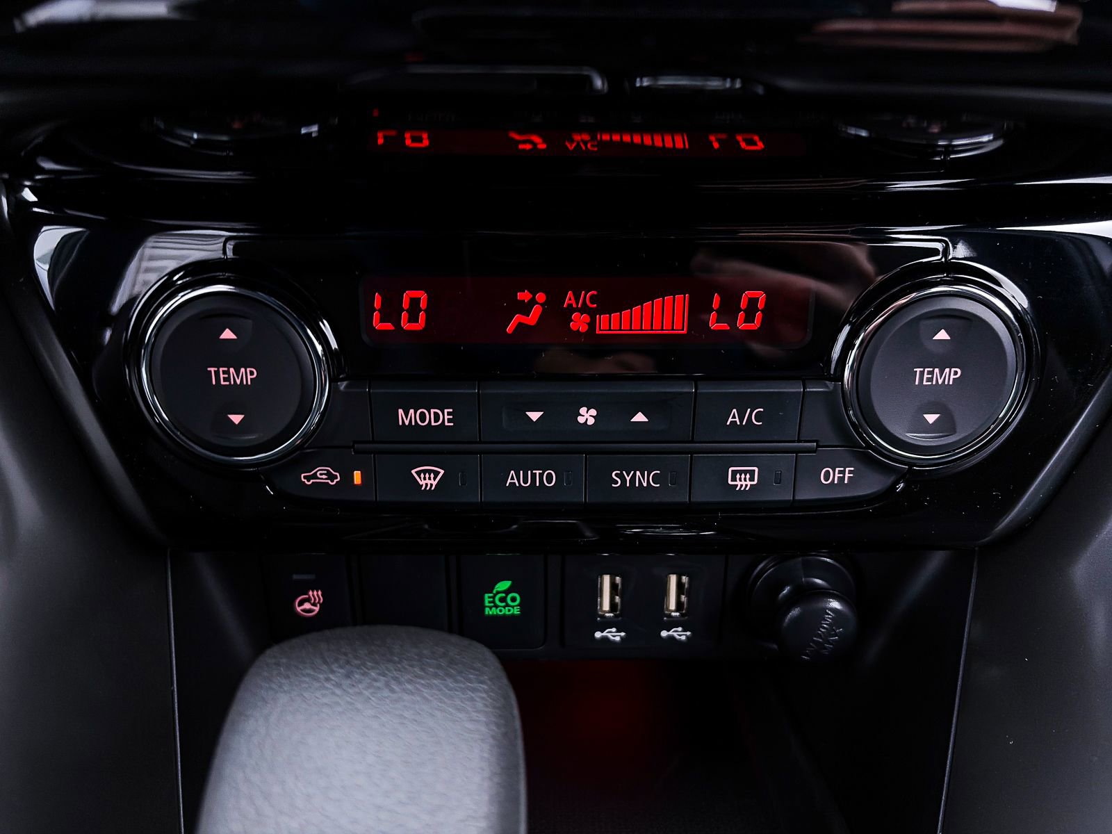 New 2026 Mitsubishi Eclipse Cross Black Edition image 15