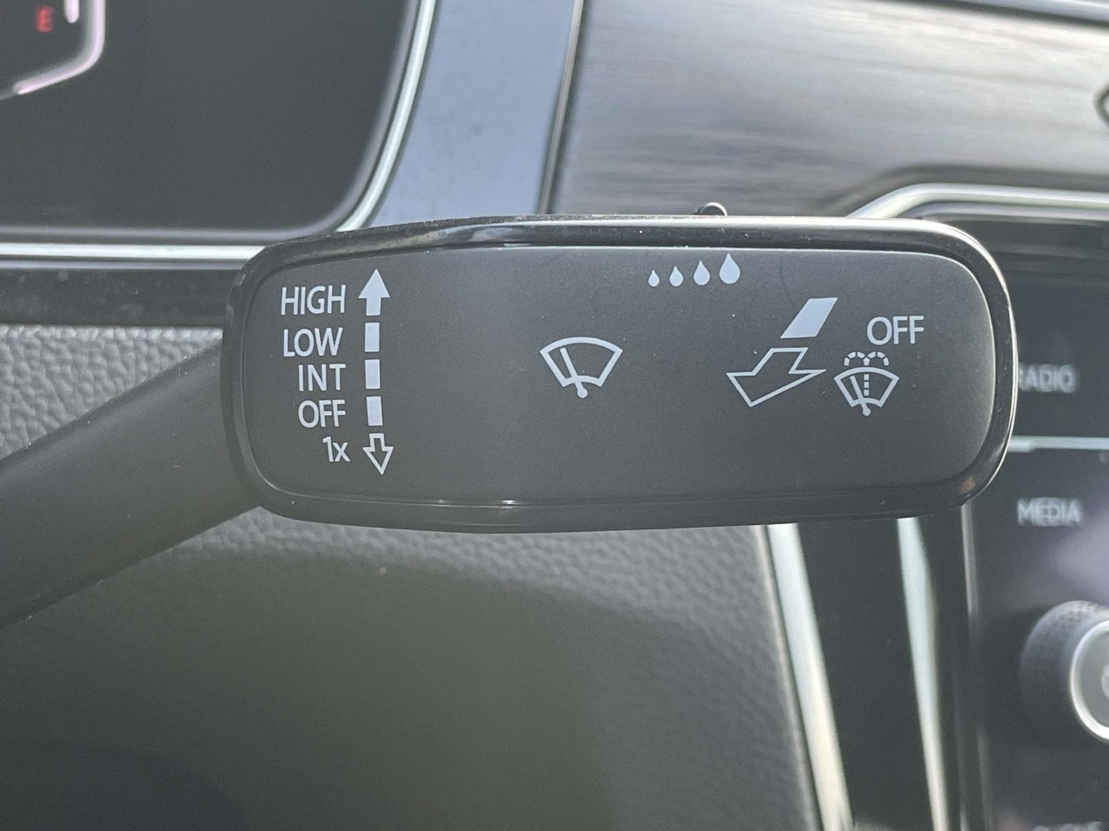 Used 2020 Volkswagen Arteon SEL AWD/4WD image 24