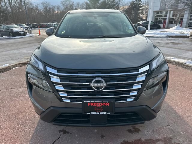 Used 2026 Nissan Rogue SV w/ Cold Weather Package image 8