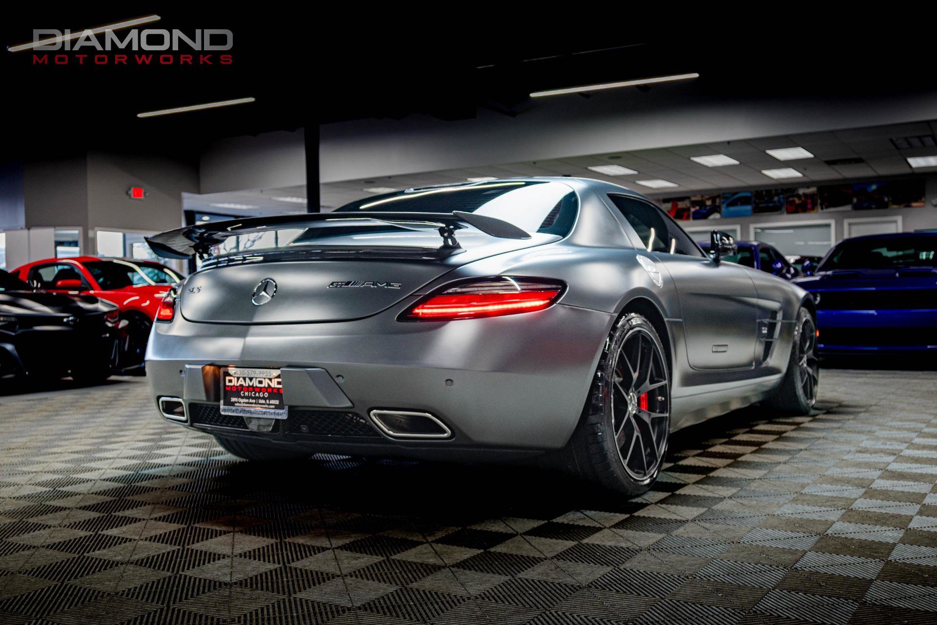 Used 2015 Mercedes-Benz SLS AMG GT Final Edition image 2