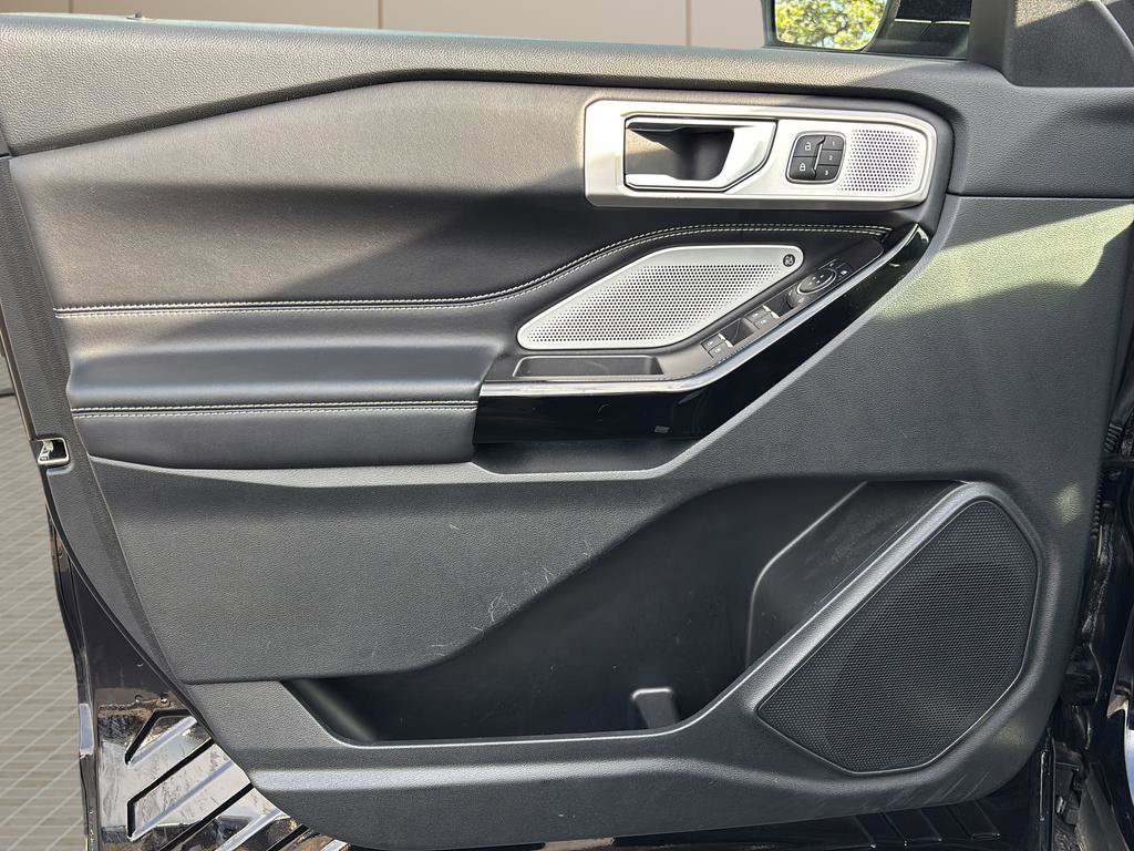 Used 2023 Ford Explorer ST w/ Equipment Group 401A image 16