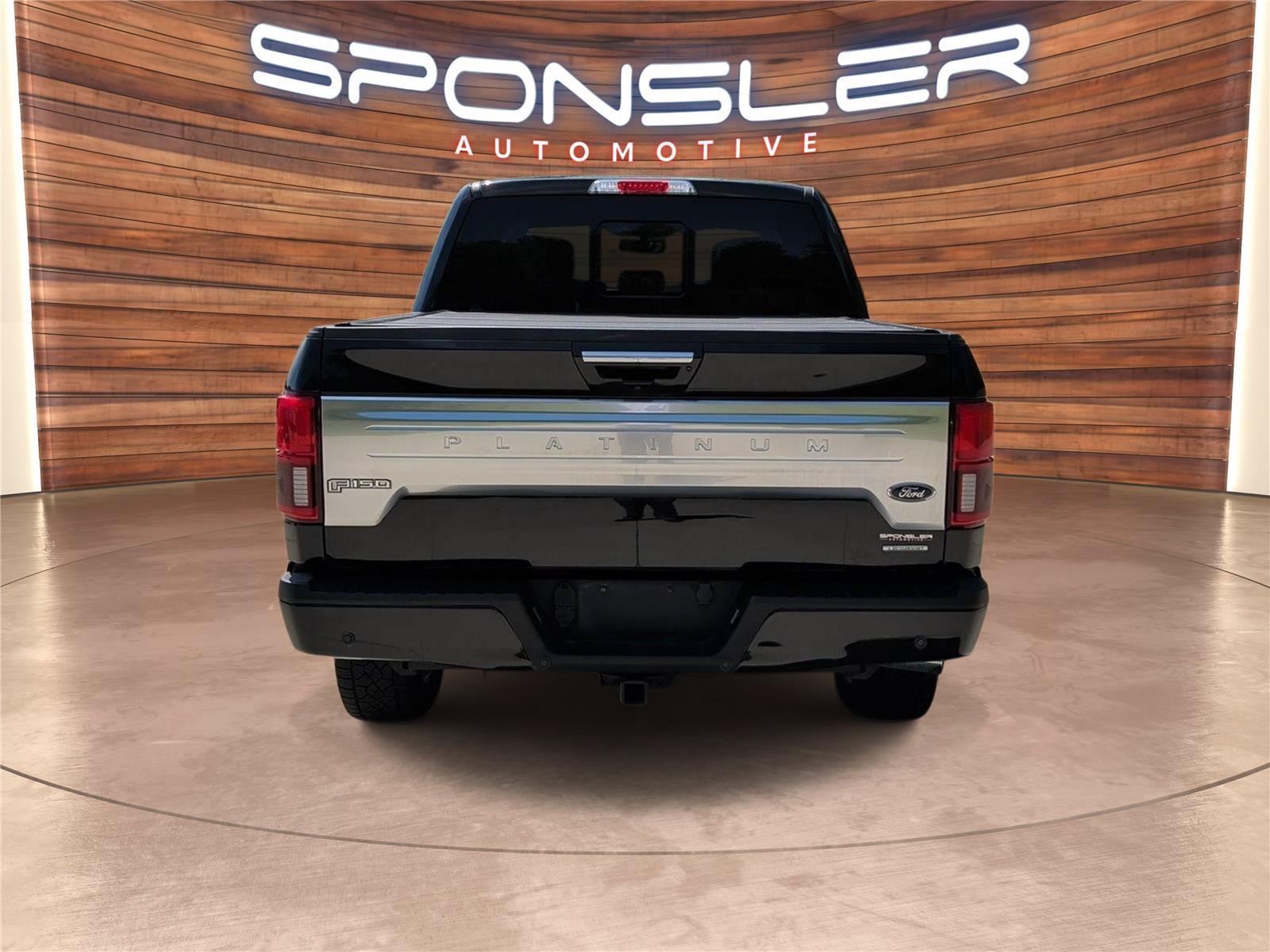 Used 2019 Ford F150 Platinum w/ Equipment Group 701A Luxury AWD/4WD image 6