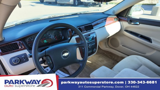 Used 2009 Chevrolet Impala LT FWD image 11