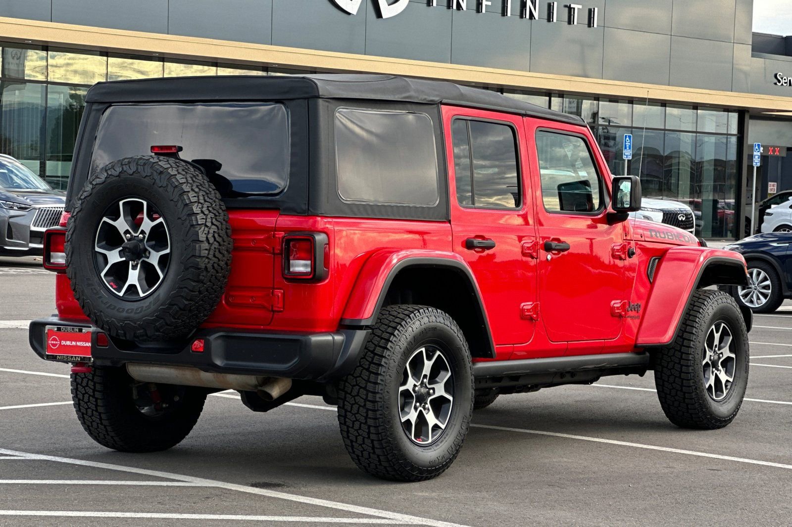 Used 2021 Jeep Wrangler Unlimited Rubicon image 4