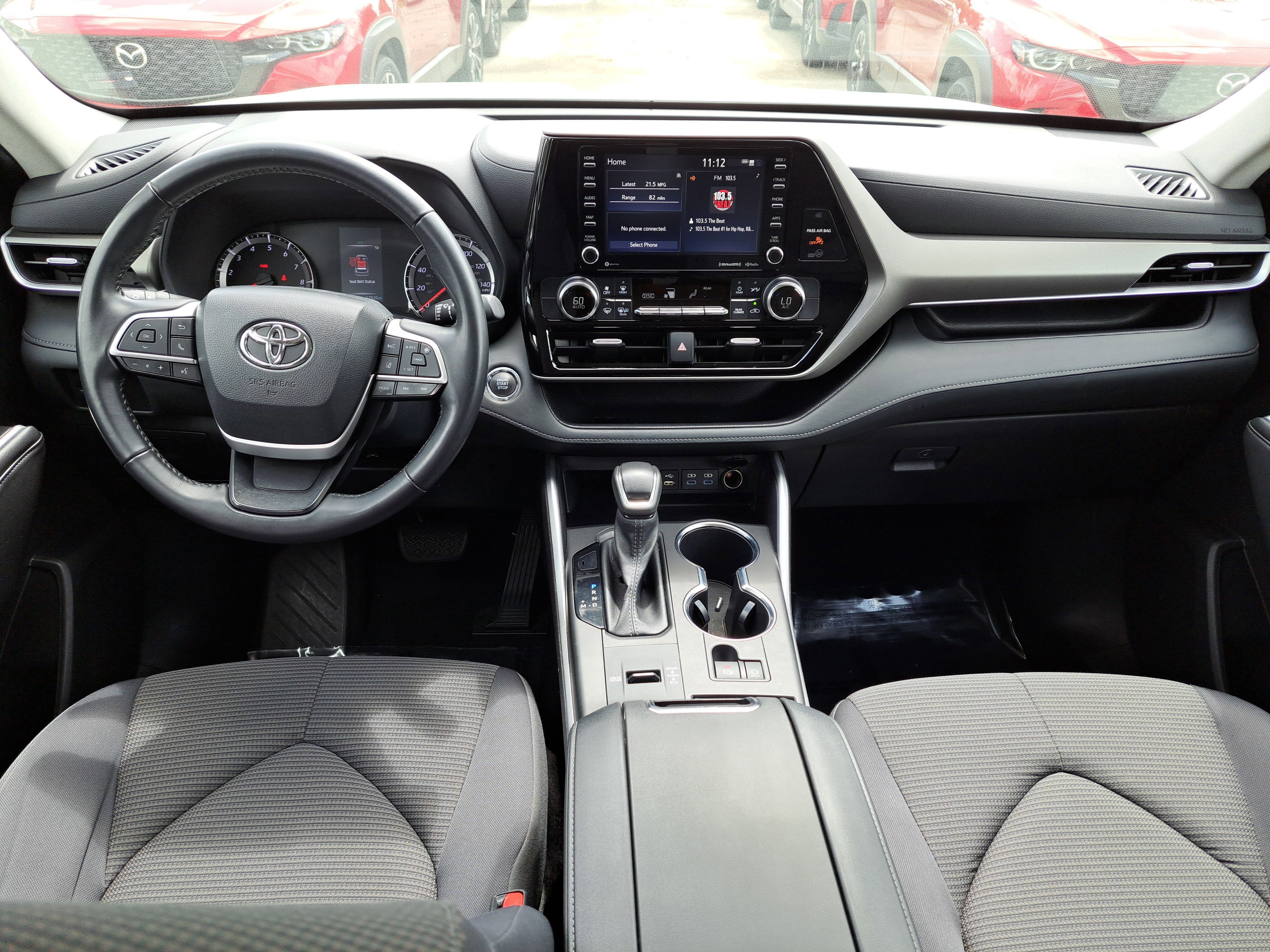 Used 2022 Toyota Highlander LE image 9