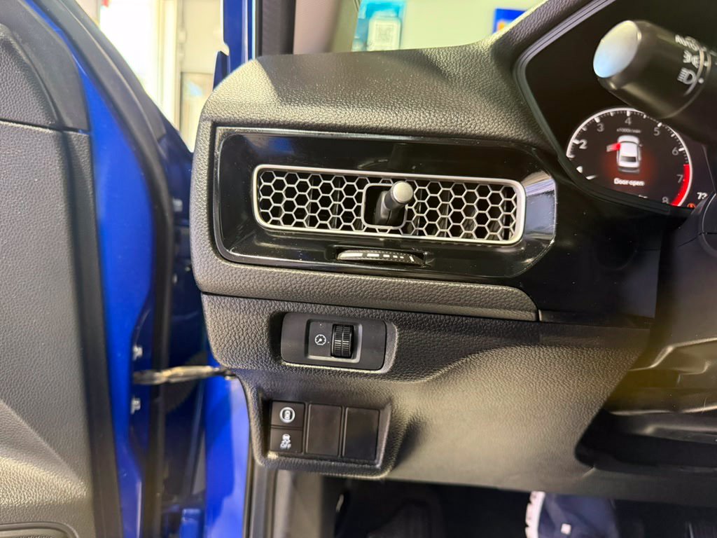 Used 2022 Honda Civic EX image 19