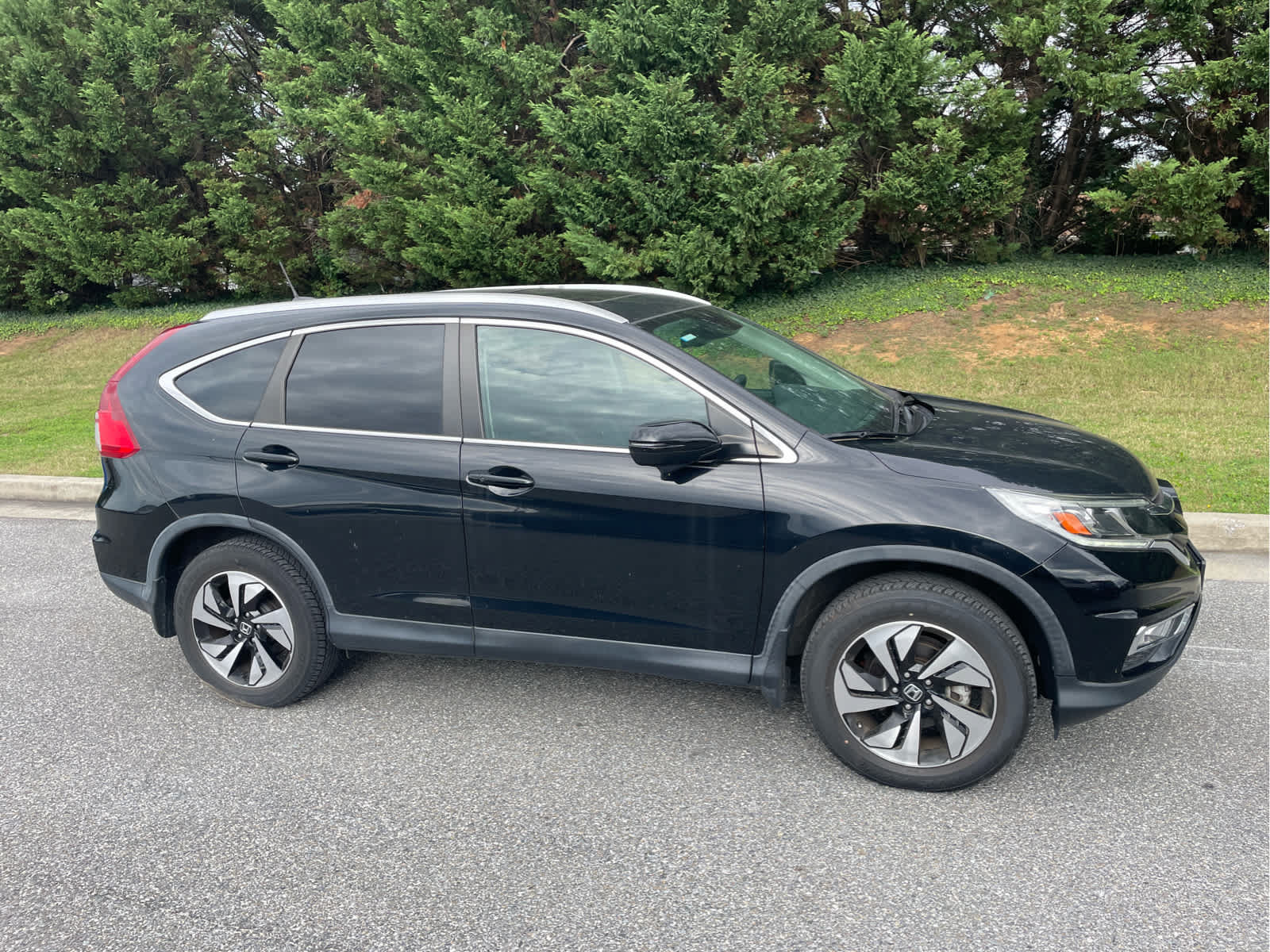 Used 2016 Honda CR-V Touring image 8