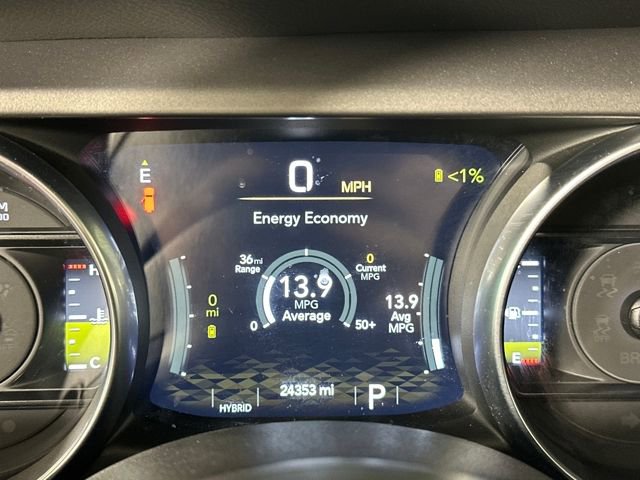 Used 2023 Jeep Wrangler Unlimited image 18