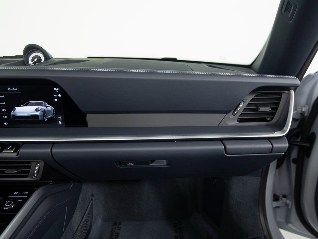 Certified 2026 Porsche 911 Carrera GTS image 36