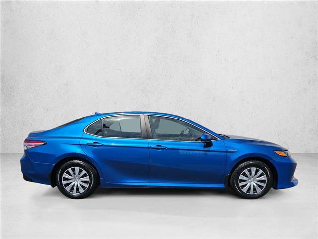 Used 2020 Toyota Camry LE FWD image 6