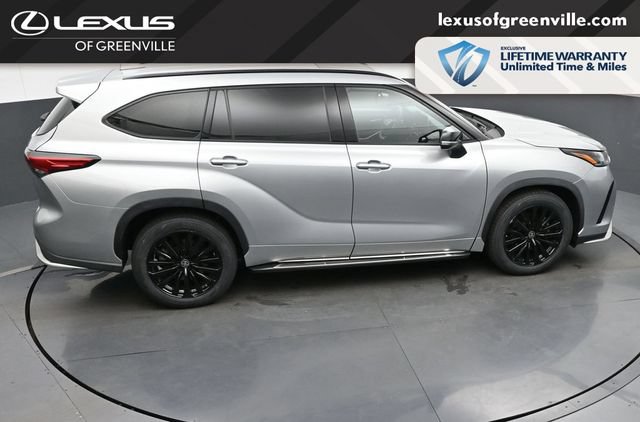 Used 2023 Toyota Highlander XSE FWD image 44